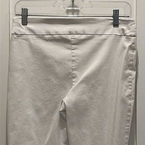 JM Collection White Pull-on Style Pants-FREE w/bundle purchase - Picture 4 of 8